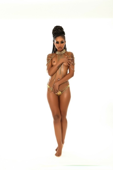 Skin Diamond pretty pornstar images